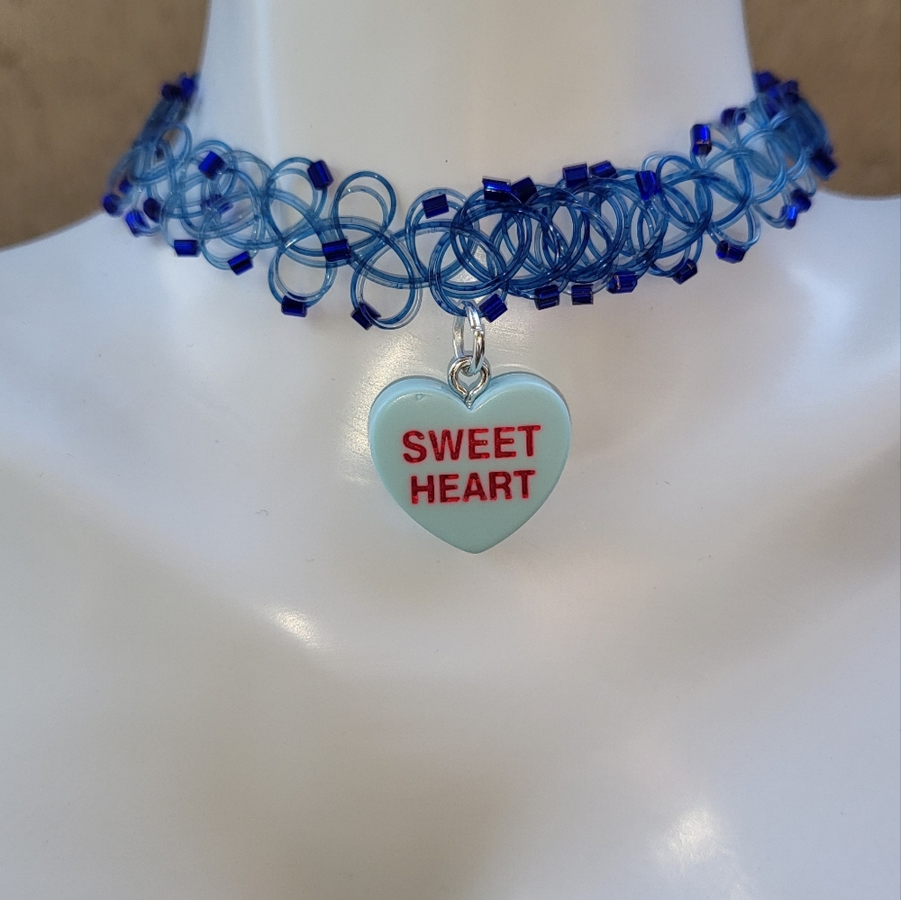 Sweet heart charm choker necklace, 80s tattoo choker,  Valentines Day choker